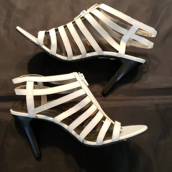 Worthington Gladiator 4" Heels sz8 White VGC - Picture 2 of 11